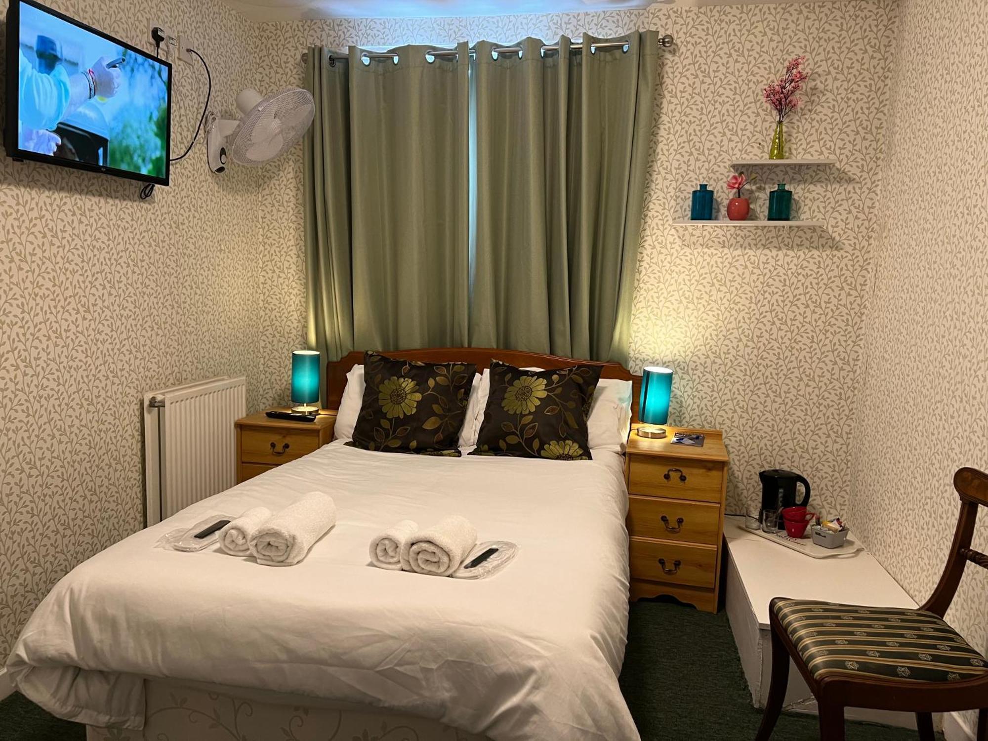 Self Check In Room Accommodation Only The Castle, Coldstream Esterno foto