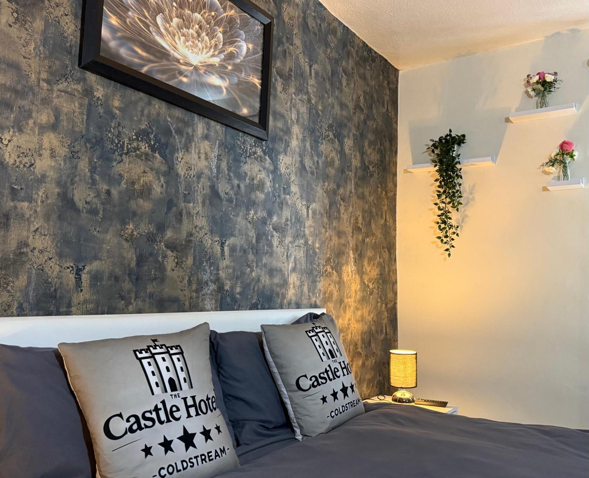 Self Check In Room Accommodation Only The Castle, Coldstream Esterno foto