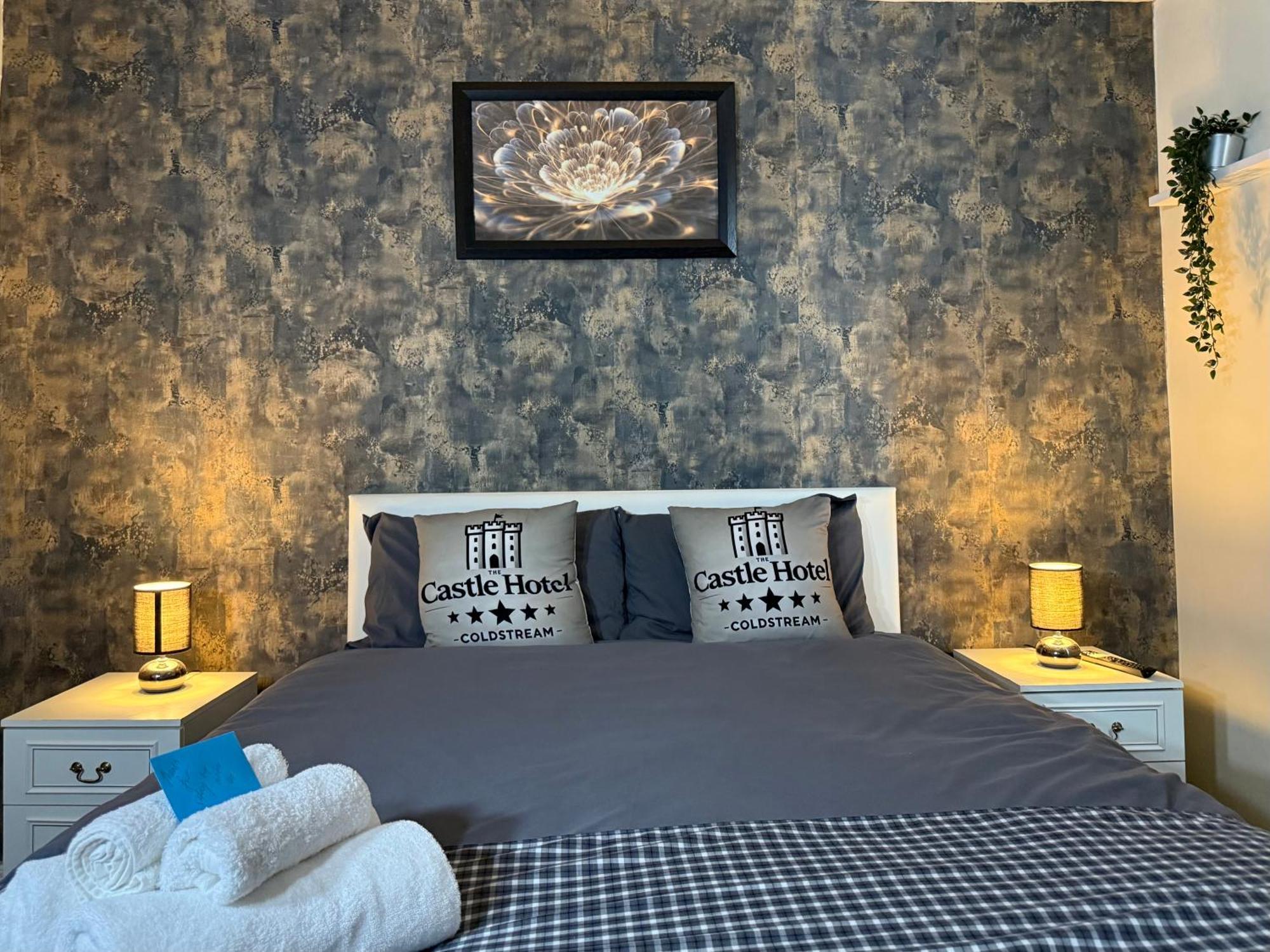 Self Check In Room Accommodation Only The Castle, Coldstream Esterno foto