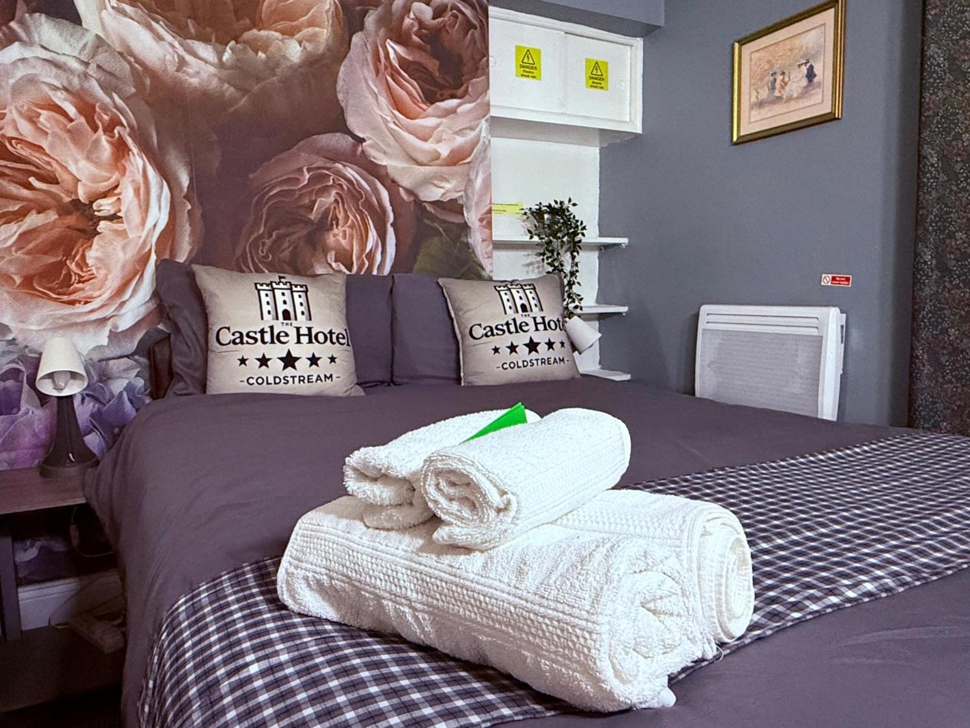 Self Check In Room Accommodation Only The Castle, Coldstream Esterno foto