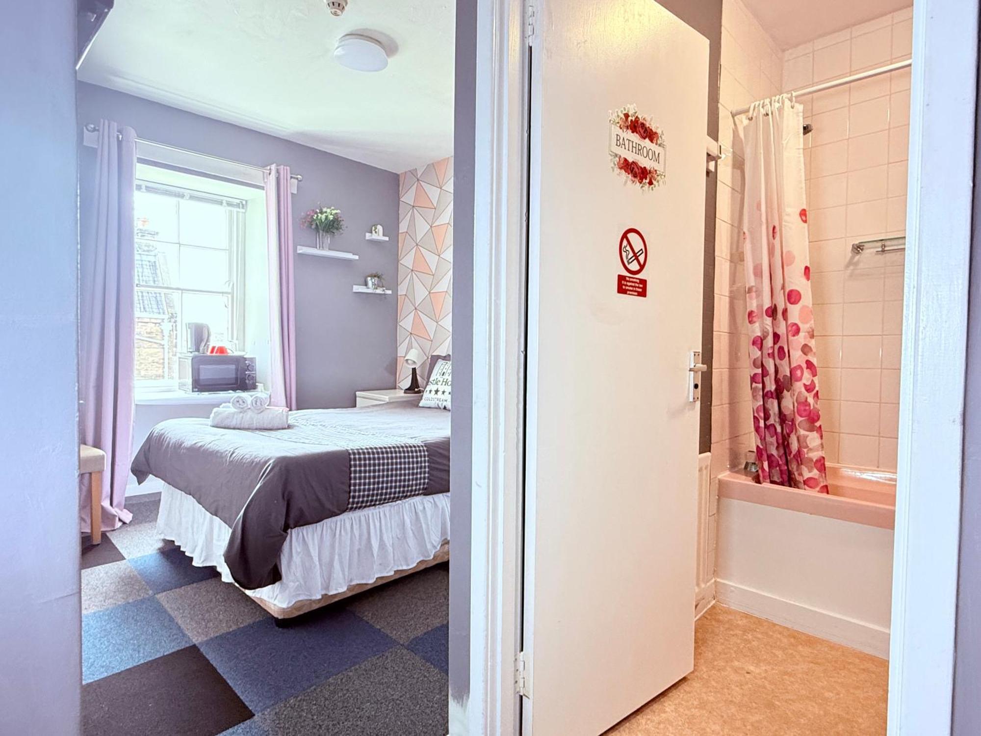 Self Check In Room Accommodation Only The Castle, Coldstream Esterno foto