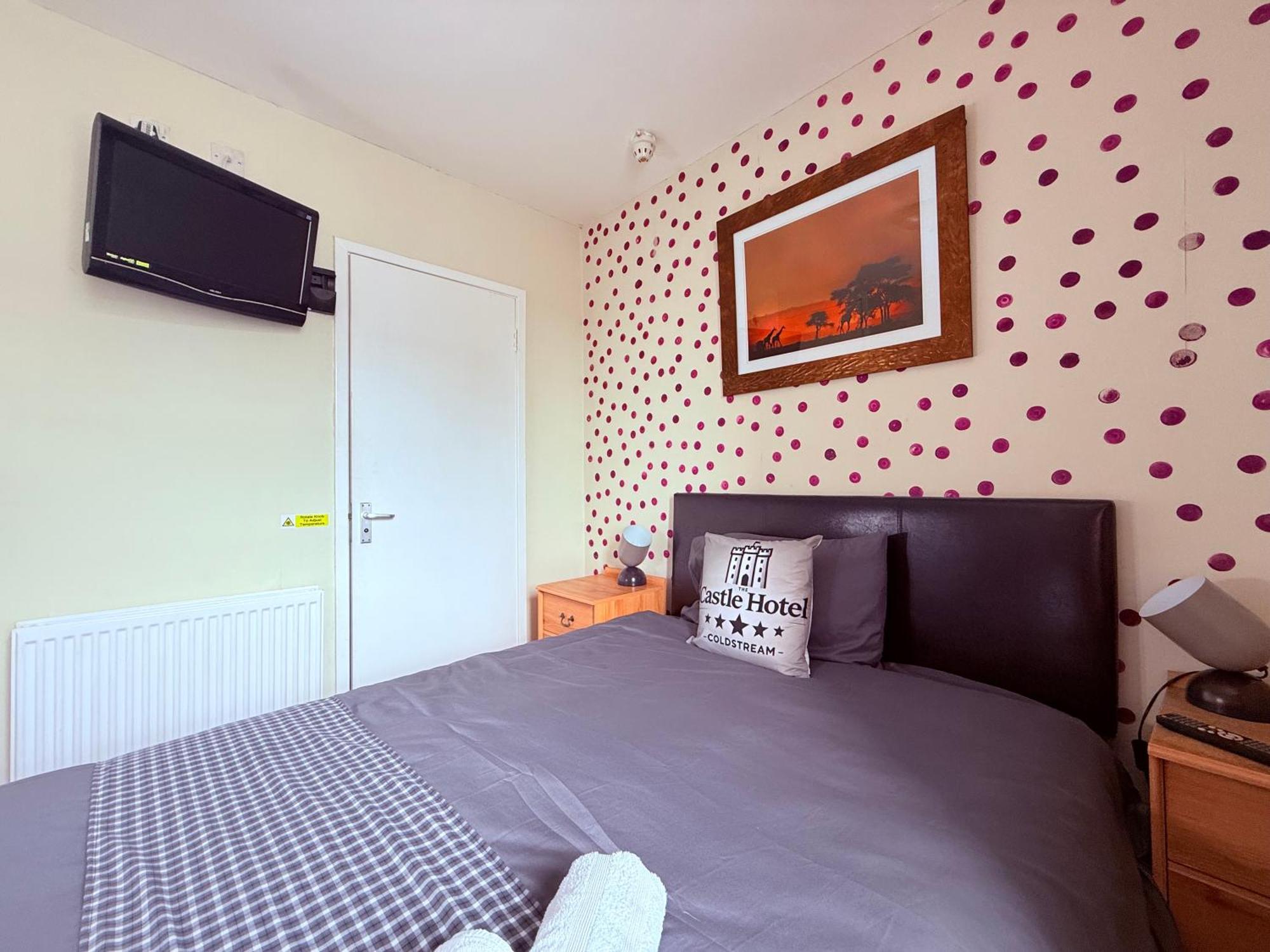 Self Check In Room Accommodation Only The Castle, Coldstream Esterno foto