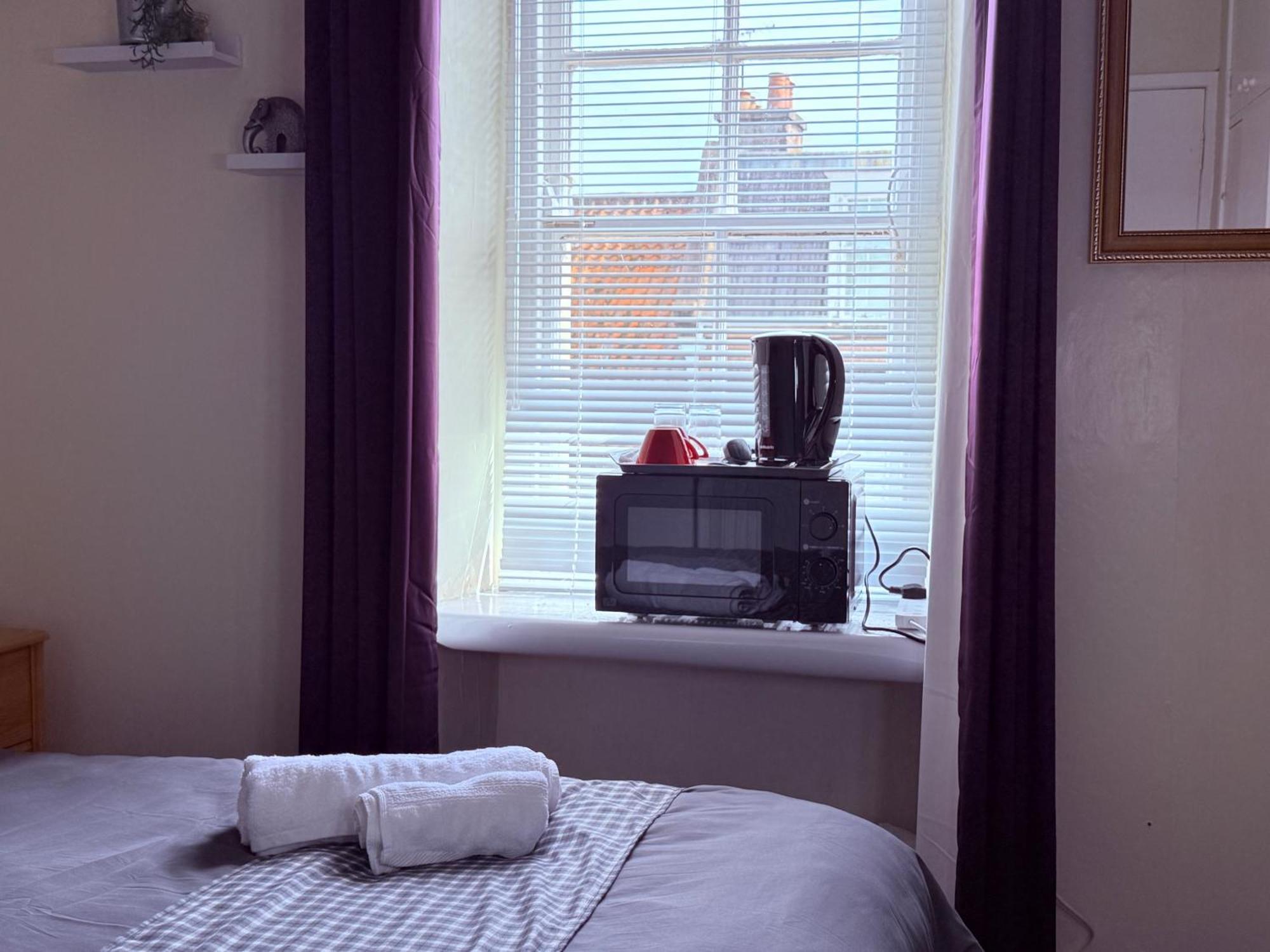 Self Check In Room Accommodation Only The Castle, Coldstream Esterno foto